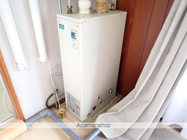 西文京町1-6-7貸家の内装写真
