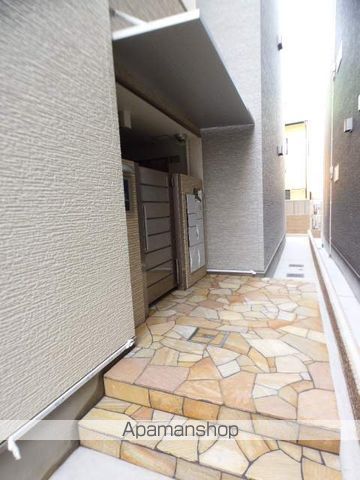 FUJIPALACE阪急豊津駅南II番館の玄関写真