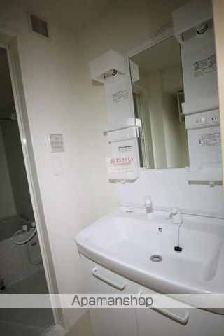 リヴァーイーストHORIIKEの内装写真