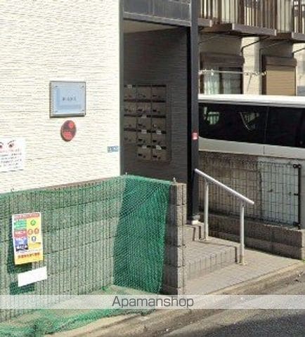 レオパレスHARUの玄関写真