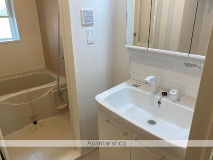 ＭＫガーデンテラス[1LDK/42.28m2]の洗面所