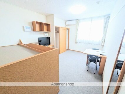 レオパレス源藤Ⅱ[1K/23.18m2]のリビング・居間1