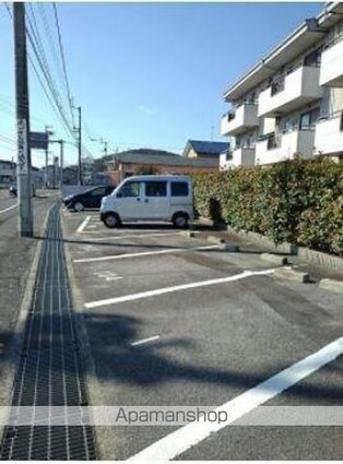 ニューエルディム土居[2DK/51.89m2]の駐車場