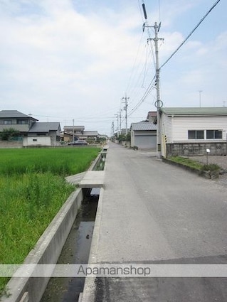 愛媛県新居浜市垣生２丁目[3LDK/67.27m2]の周辺1