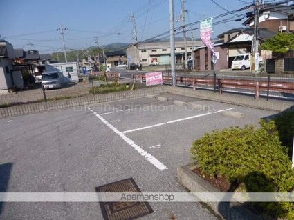 滋賀県彦根市高宮町[2LDK/44.88m2]の駐車場