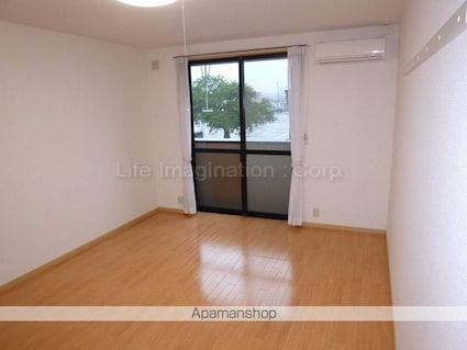 アーバンコーポラス土山[1K/29.75m2]のリビング・居間