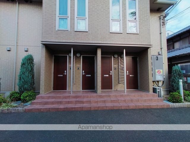ガアデンホームズ曙の玄関写真