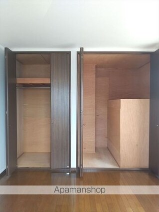 和歌山県和歌山市石橋丁[4LDK/109.98m2]の収納