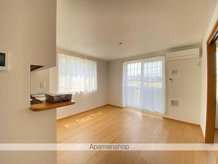 ヴィラージュⅠ[2LDK/56.8m2]のリビング・居間