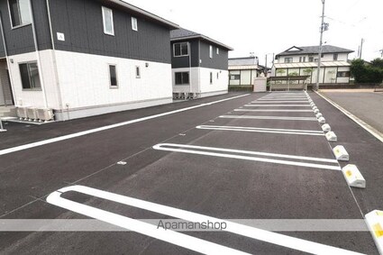 ステラ　Ａ棟[3LDK/63.71m2]の駐車場