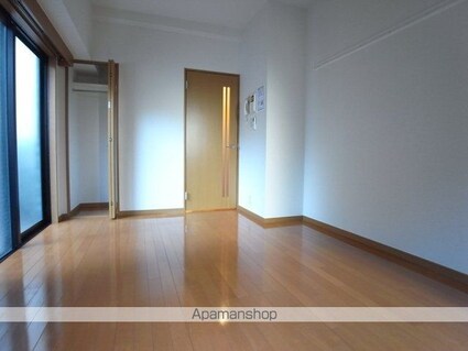 東京都豊島区北大塚１丁目[1K/20.75m2]のリビング・居間4