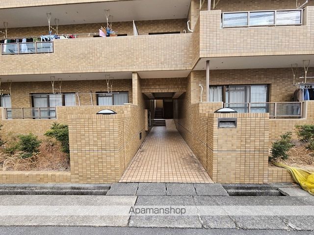 ラクラッシィ 社が丘の玄関写真