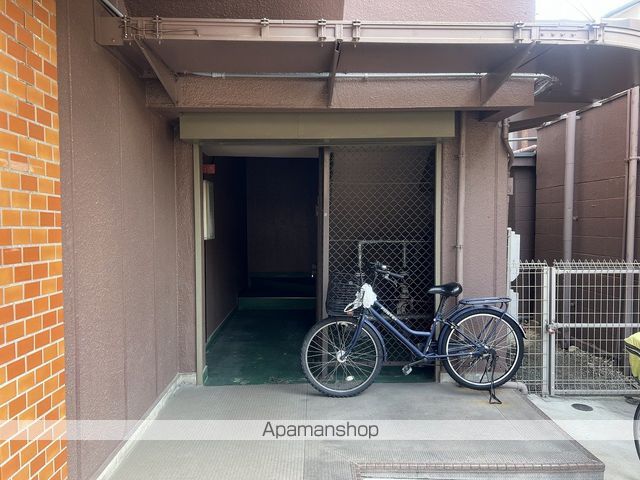 ハイローズマンション1番館の外観写真