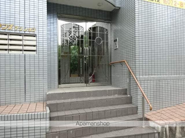 京阪プリンスマンションの玄関写真