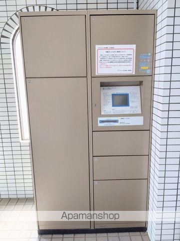 ライベストコート西公園IIIの玄関写真