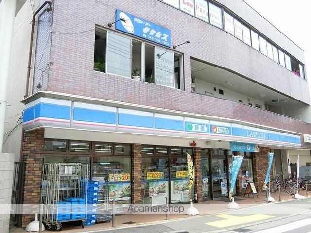 レヴァン・フランセの周辺写真