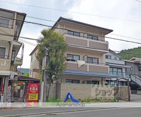 アブレスト岩倉の外観写真