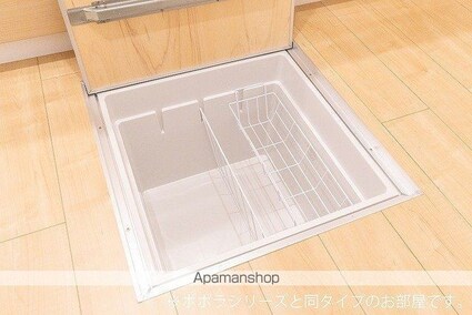 コーネリア西浜Ⅰ[1LDK/50.49m2]の収納