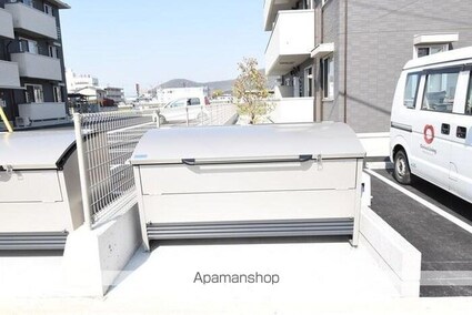 ユニヴェール　Ｄ棟[1LDK/37.68m2]の共用部2