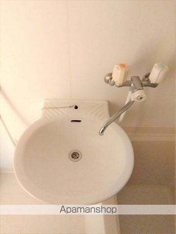 レオパレスモモナの内装写真