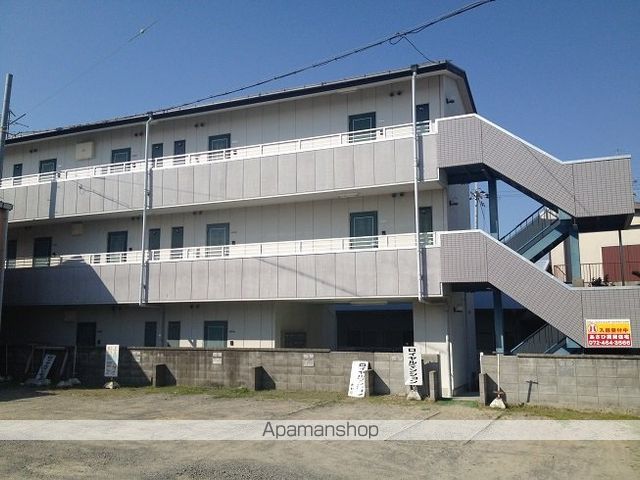 ロイヤルマンションの外観写真