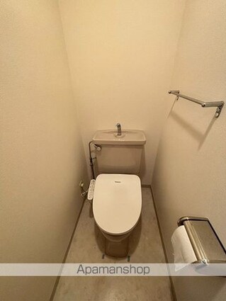 リュゼ経堂[3LDK/86.48m2]のトイレ