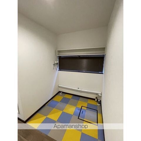 札幌市西区 2階建 築56年の内装写真