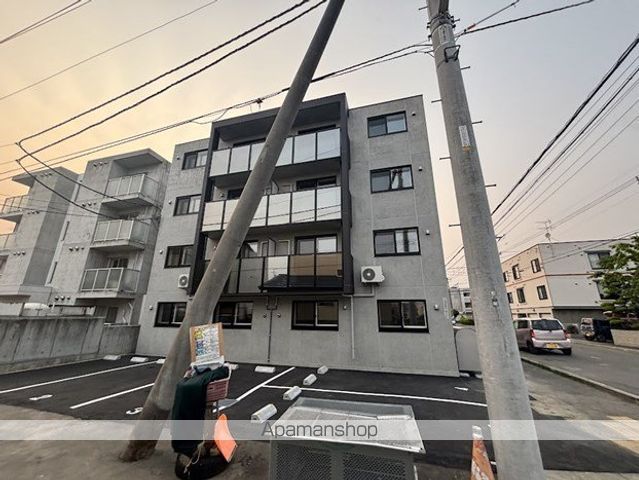 グランルーブルTM栄町の外観写真