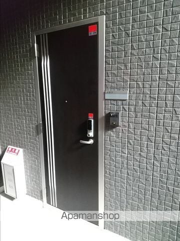 大阪市四つ橋線 岸里駅 徒歩12分 3階建 築10年の内装写真