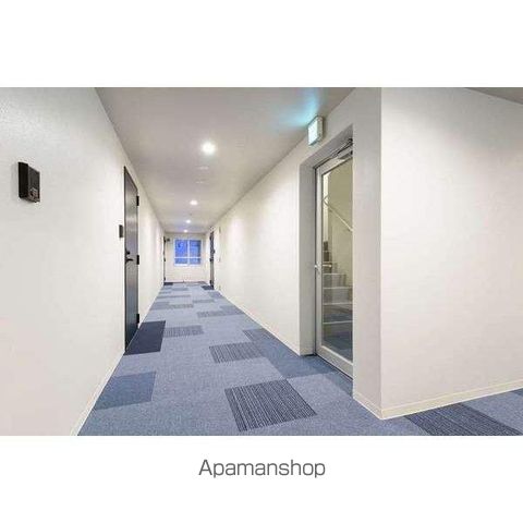 ELLE CUBE学園前の内装写真