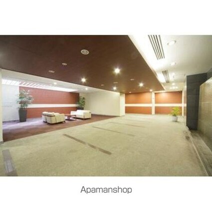 フォリアージュ青葉台[2LDK/55.25m2]のエントランス