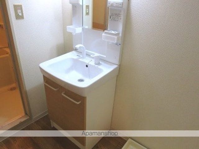 高志ハイツの内装写真