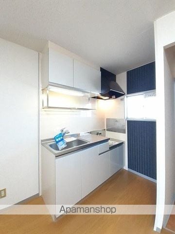 エルディム川西の内装写真