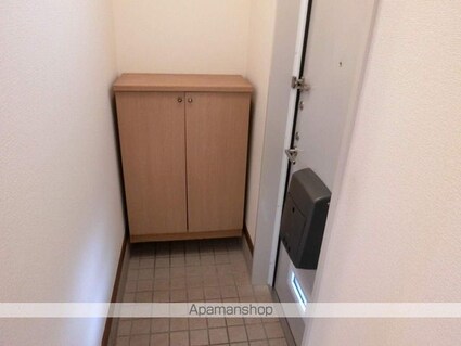 フローラル[3DK/67.9m2]の玄関