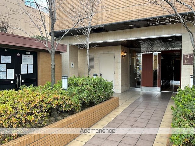 ドミール桜川の玄関写真