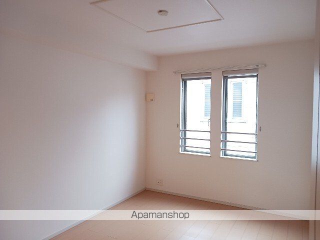 IT・PLACE IIの内装写真