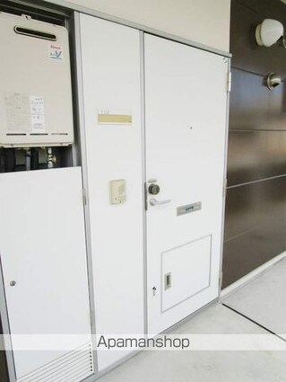 レオパレスアンソレイエ[1K/23.18m2]のエントランス4