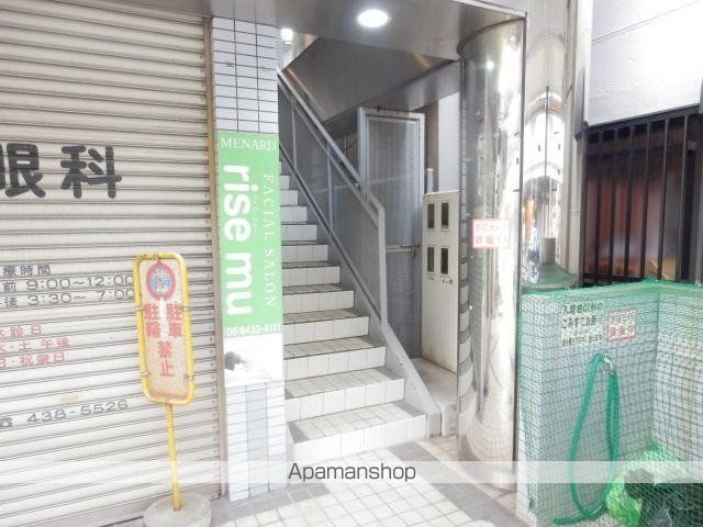 プレアール武庫之荘の玄関写真