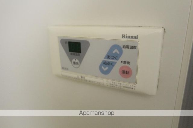 レイクウエストIIの内装写真