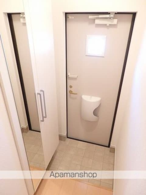 グレイス亀山[2LDK/57.07m2]の玄関