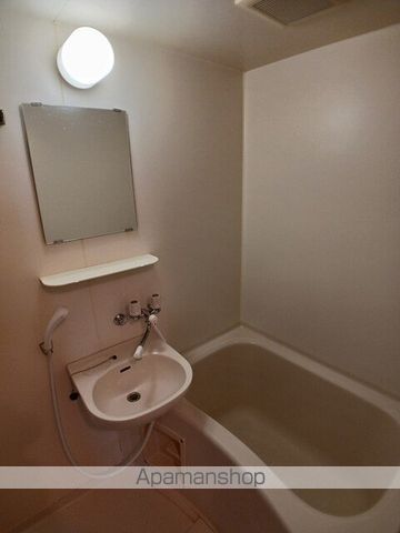 シティーハイツ中川 Aの内装写真