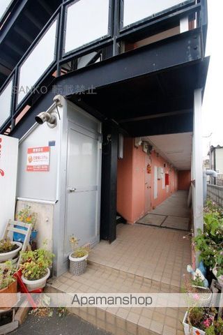 ハイツ19の玄関写真