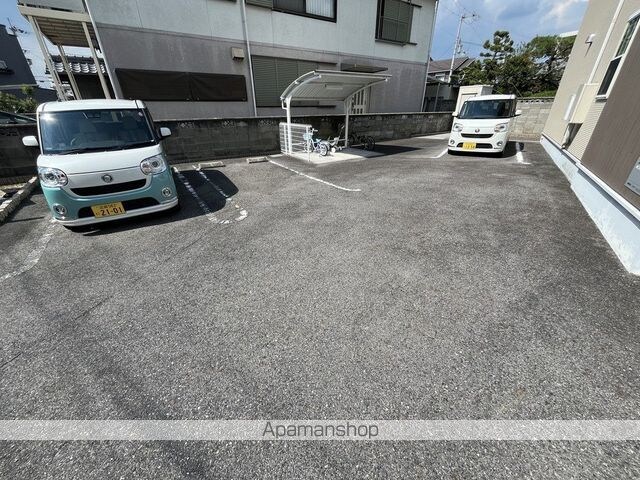 エテルノ[1SDK/44.75m2]の駐車場