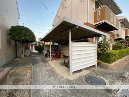 香川県高松市円座町[2DK/49.4m2]の共用部1