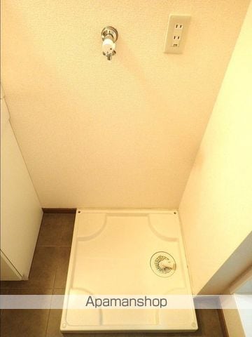 EAST NONAMI 弐番館の内装写真