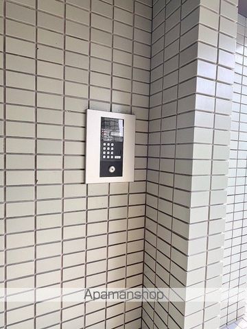 リバータウン日ノ出の玄関写真