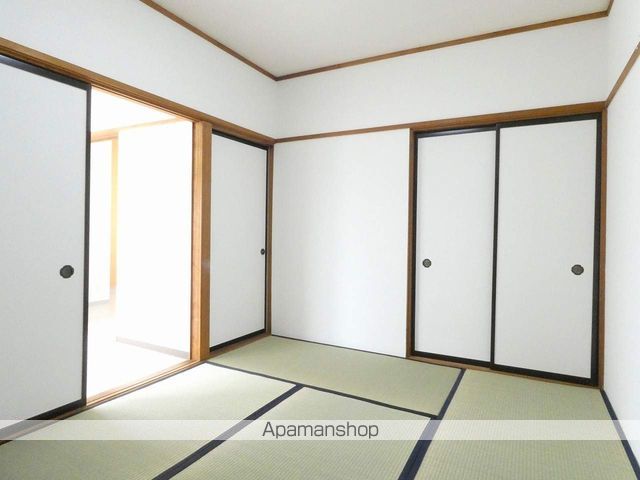 ハートハイツCの内装写真