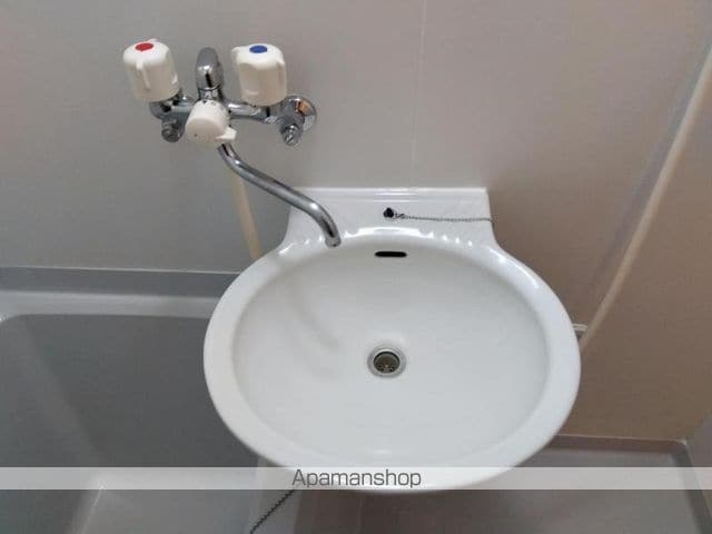 レオパレス川添の内装写真