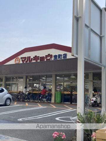 メゾン・ド・ファミーユの周辺写真