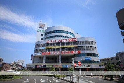 山本ビル[1LDK/52.34m2]の周辺2